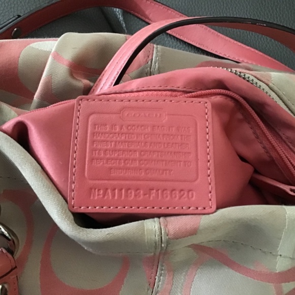 Coach Shoulder bag - Picture 6 of 6